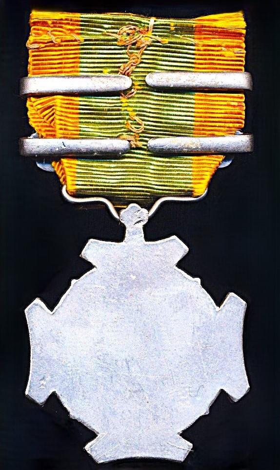 Netherlands Expeditions Cross (Expeditie-Kruis). 2nd Type Portrait Obverse. With 2 x clasps (or 'Gespen'). 'Timor 1911-'14' & ' W.Afd. Borneo 1912-'14' — image 4