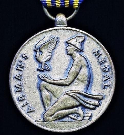 United States: Airman's Medal. With 3 x Bronze Oakleaf Cluster devices. Circa 1990-2005 — image 2