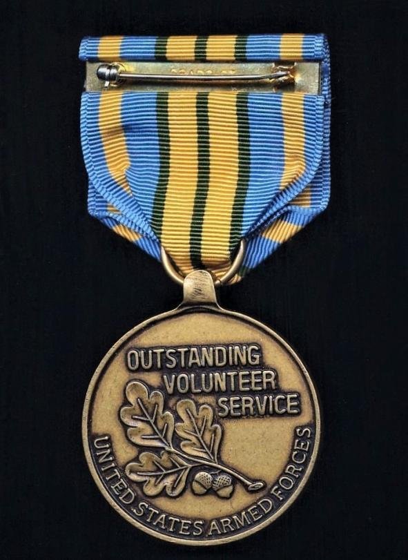 United States: Military Outstanding Volunteer Service Medal (MOVSM) — image 4