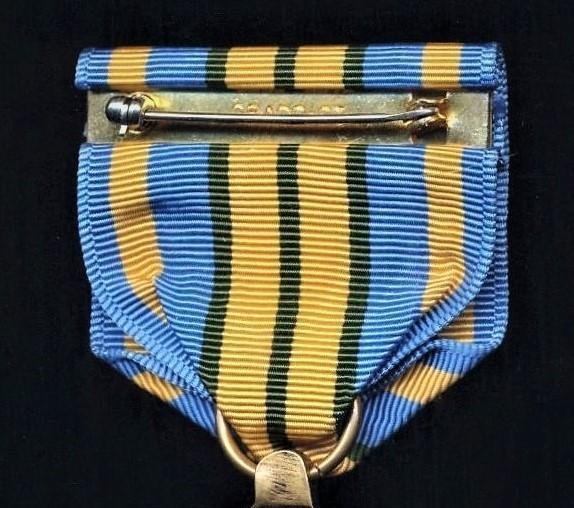 United States: Military Outstanding Volunteer Service Medal (MOVSM) — image 5