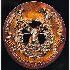 Gordon Highlanders: Officer's silver (not H/M) plaid brooch badge. Circa …