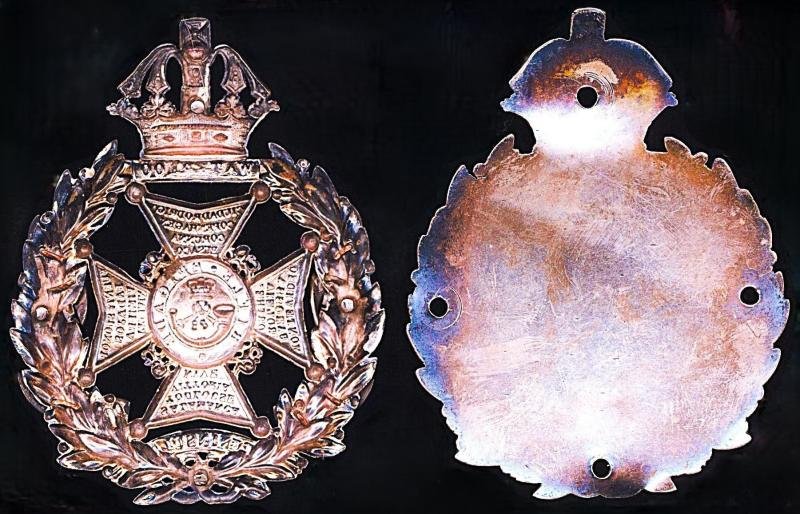 Rifle Brigade Victorian Officer's HM silver (not hallmarked) Shoulder Belt Plate (Pouch Belt Badge), circa 1856-1858 — image 4