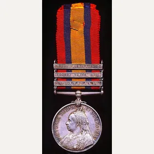 Queen's South Africa Medal 1899-1902. Silver issue with 3 x …
