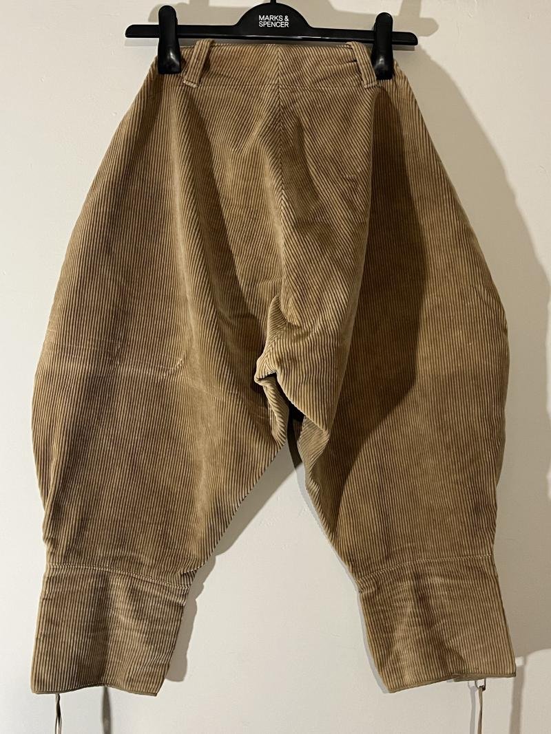 WW2 British, Women's Land Army, Corduroy Breeches, 1945. — image 2