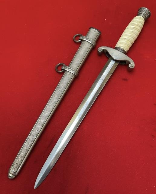 German WW2 Army Dagger — image 4
