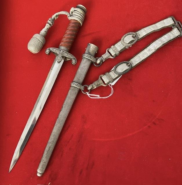 Full rig WKC army dagger with slant grip. — image 4