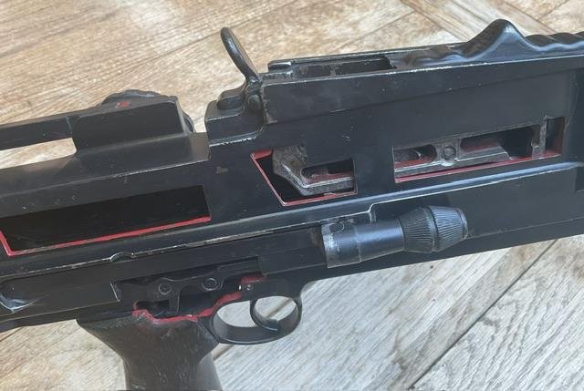 Cut away Bren — image 2