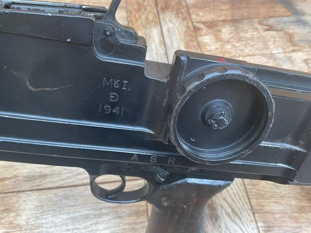 Cut away Bren — image 5