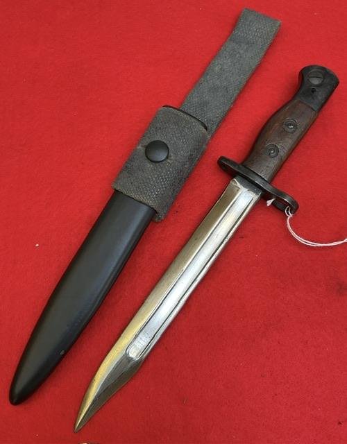 British No8 Bayonet — image 2