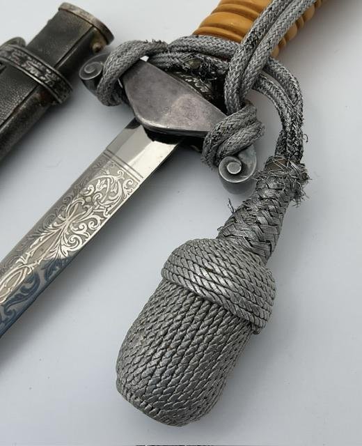 Army Dagger Etched Blade. — image 9