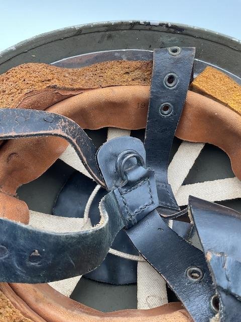 British 1943 (HSAT) WW2 Para Helmet — image 10