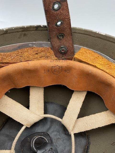 British 1943 (HSAT) WW2 Para Helmet — image 4