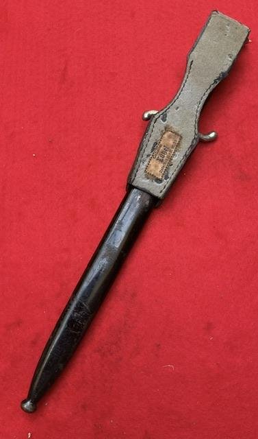 German saw back fire bayonet. — image 3