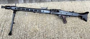 Deactivated WW2 German MG42