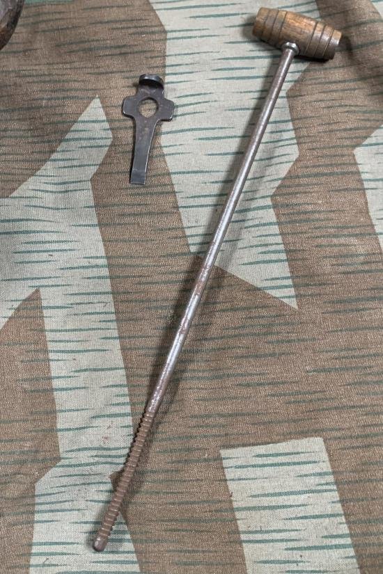 WW1 1915 Artillery Luger Holster Stock — image 8