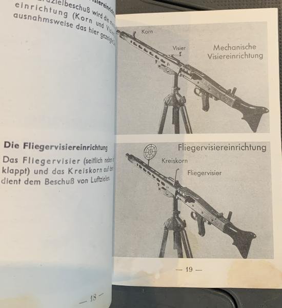 Rare original MG42 manual — image 3