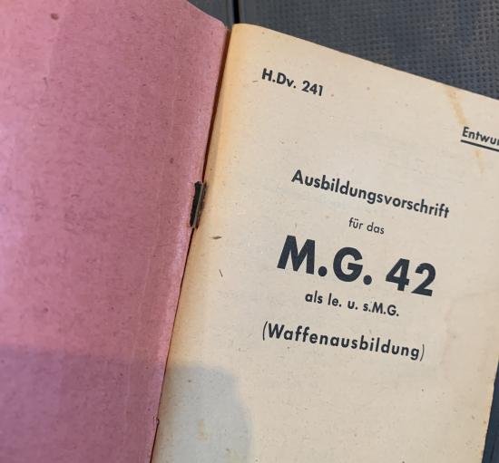 Rare Original MG42 Manual — image 7