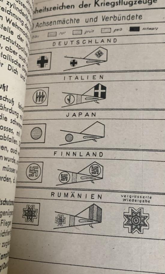 Rare German WW2 Aircraft Recognition Book — image 7