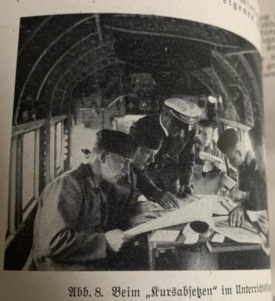 Rare Fliegerschutze German WW2 Luftwaffe Airgunner's manual — image 4