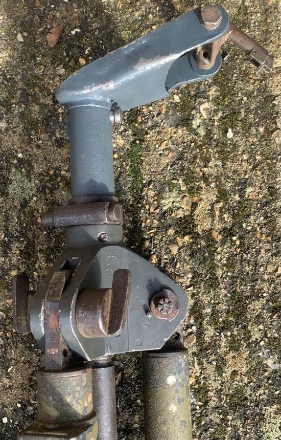 WW2 MG34/42 Dreibein Alloy AA Tripod — image 3