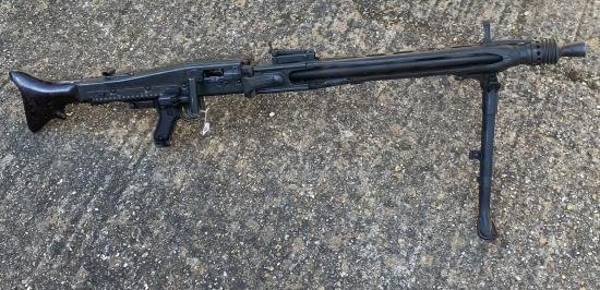 Deactivated WW2 German MG42 Machine Gun — image 5