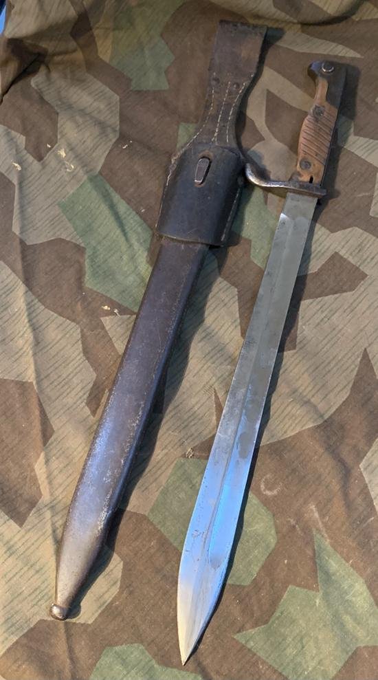 WW1 German G98 Mauser Bayonet with frog — image 5