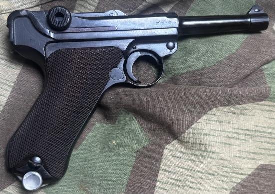 Deactivated 1938 S/42 Luger P.08 Pistol — image 5