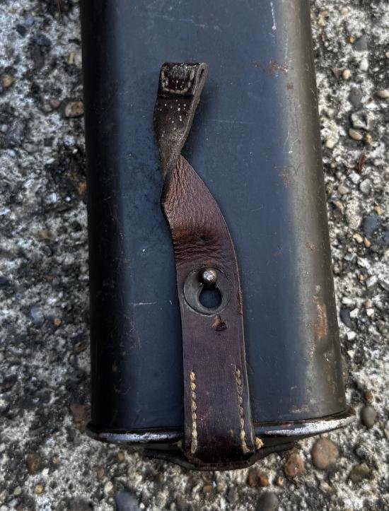 WW2 German MG13 Double Spare Barrel Carrier — image 2