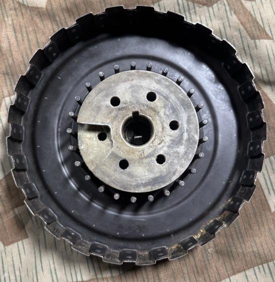 Rare WW1 Mk1 Lewis Gun Magazine — image 3