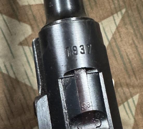 Deactivated S/42 1937 Luger Pistol — image 4
