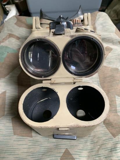 4-metre Rangefinder Flak 12x60 Binoculars — image 4