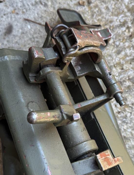 WW2 German 1942 MG34 Lafette Tripod Mount — image 6