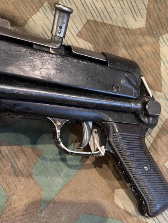 Deactivated MP38/40 WW2 German SMG — image 4