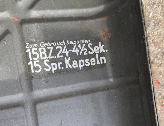 WW2 German M24 Stick grenade box with rack — image 5