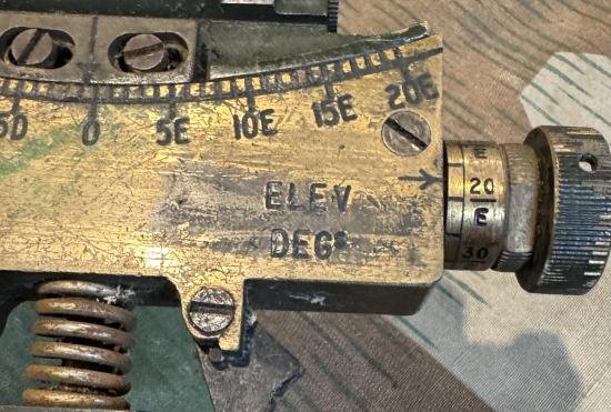 WW2 Vickers MG clinometer — image 3