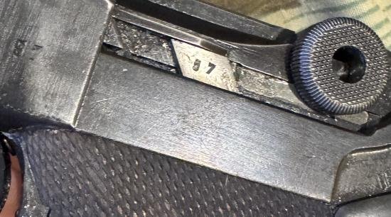 Deactivated WW2 German P.08 Luger Pistol — image 10