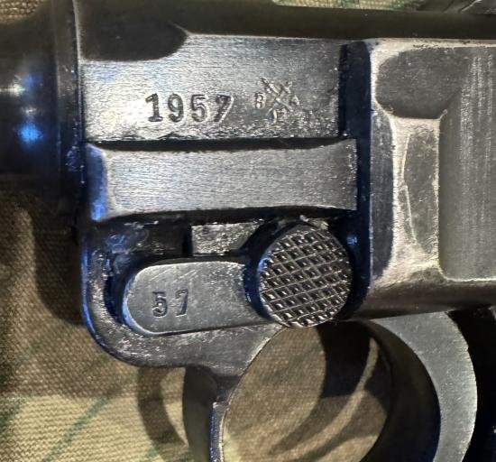 Deactivated WW2 German P.08 Luger Pistol — image 3