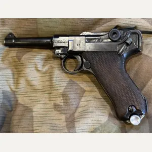 Deactivated WW2 German P.08 Luger Pistol