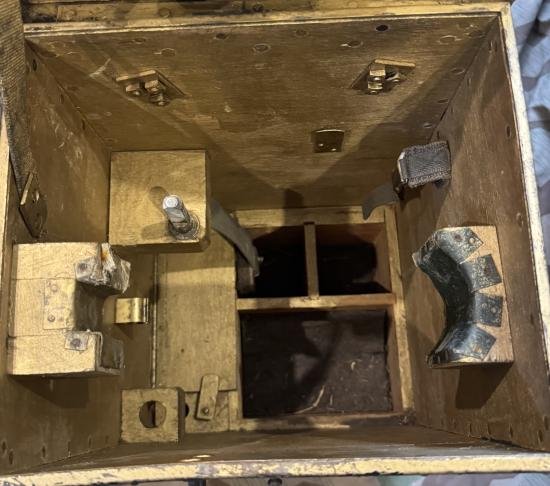 WW2 German SF14 Binoculars Box — image 5