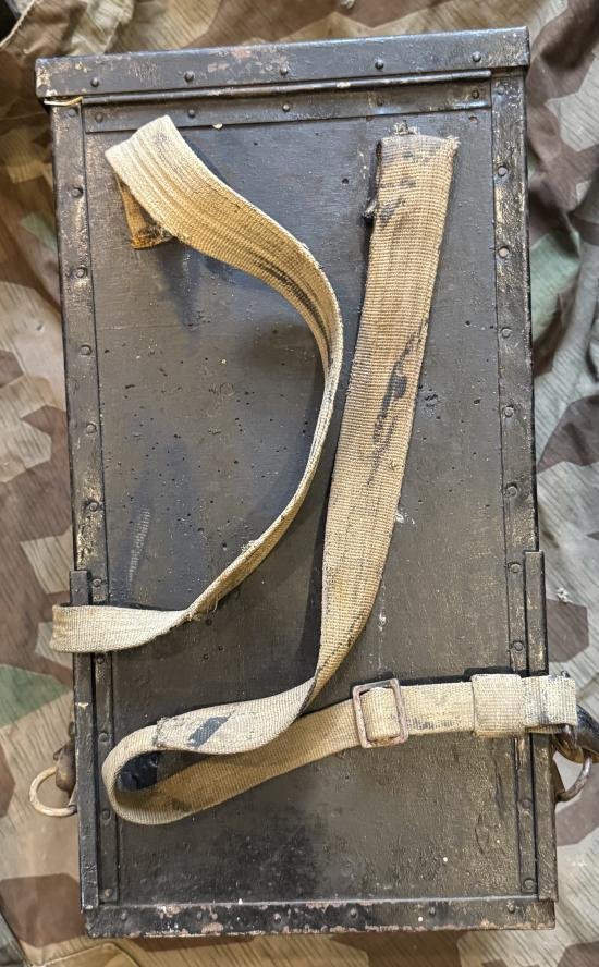 WW2 German SF14 Binoculars Box — image 7