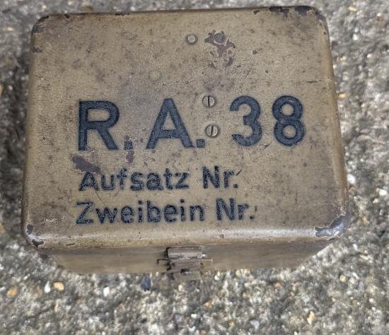 Rare WW2 German 8cm Mortar RA38 Sight Transit Box — image 2