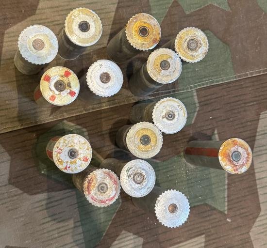 Inert empty WW2 German Flare Gun cartridges — image 4