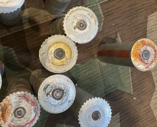 Inert empty WW2 German Flare Gun cartridges — image 6