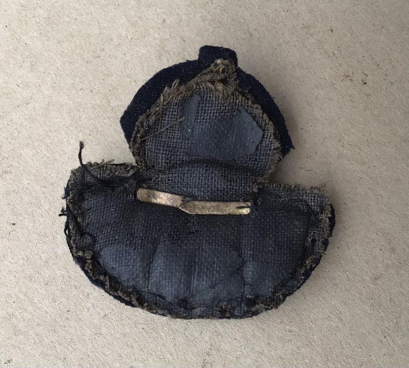 WW2 RAAF Officers Hat Badge. — image 2