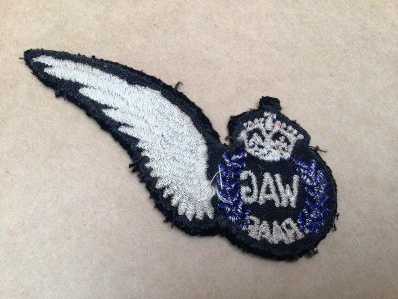 WW2 Canadian Made RAAF Wireless Air Gunner Half Wing Brevet. — image 2