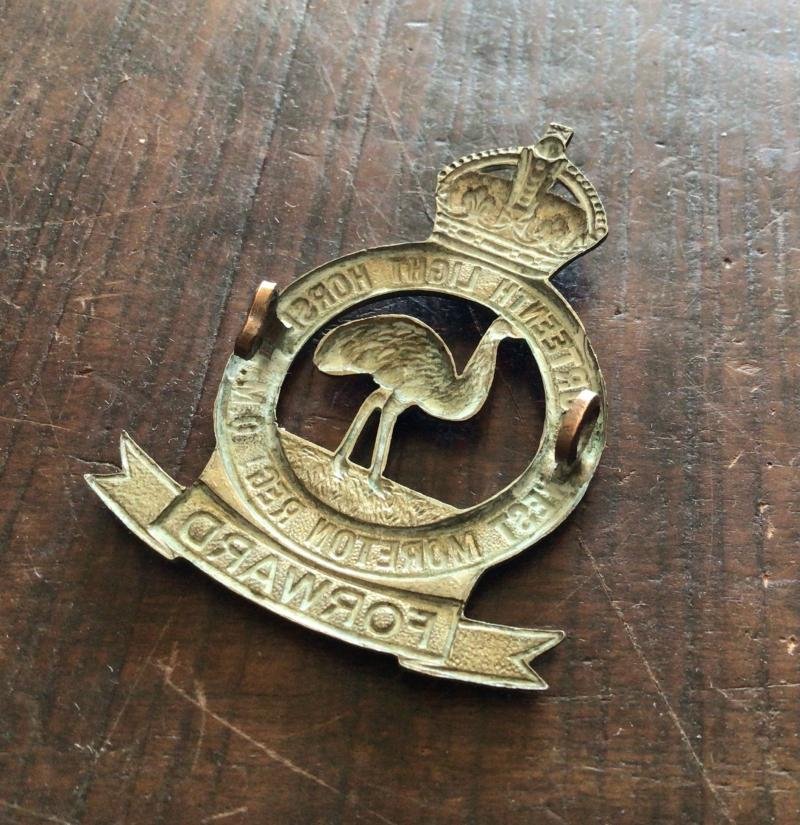 1930-42 14th Light Horse Regiment Hat Badge — image 2