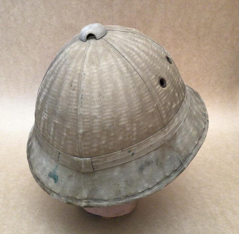 Original Imperial Japanese Army WWII Type 98 Sun Helmet — image 4