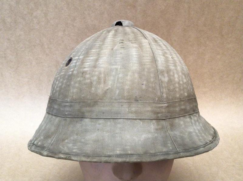 Original Imperial Japanese Army WWII Type 98 Sun Helmet — image 5