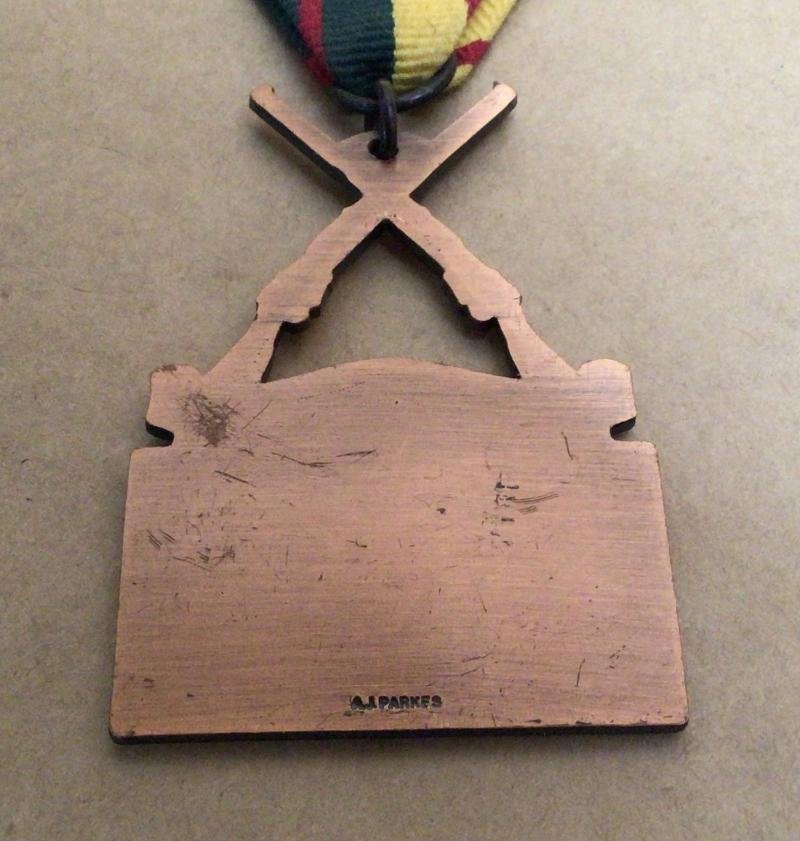 Australia : Unofficial Infantry Front Line Service Medal — image 3