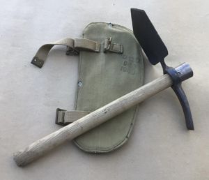 Australia WW2 Pattern 37 Entrenching Tool 1943